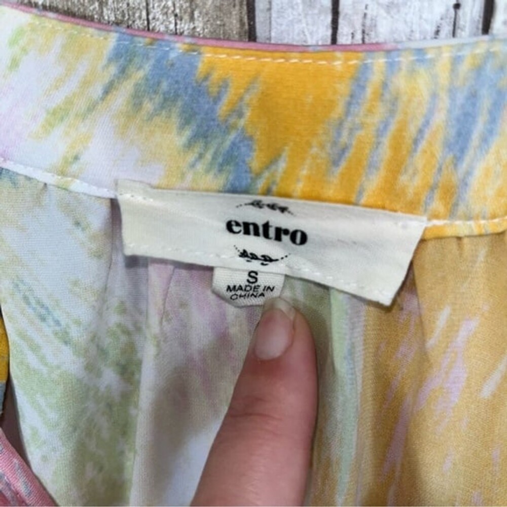 Entro Yellow, Blue Tired Ruffle Neck Blouse - Picture 6 of 6